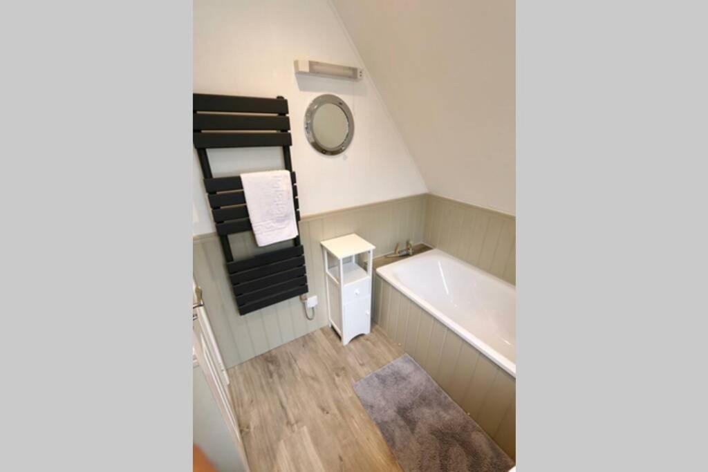 20 Tudor Court " Four Star Aa Accommodation" Χέιλ Εξωτερικό φωτογραφία