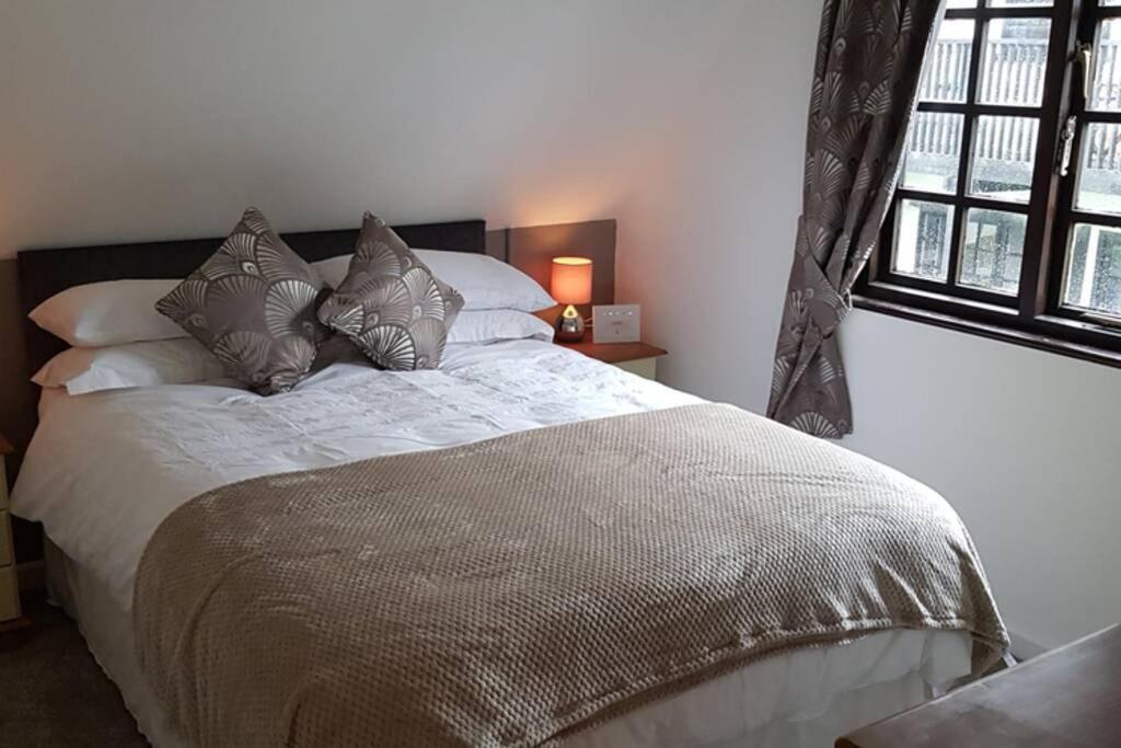 20 Tudor Court " Four Star Aa Accommodation" Χέιλ Εξωτερικό φωτογραφία