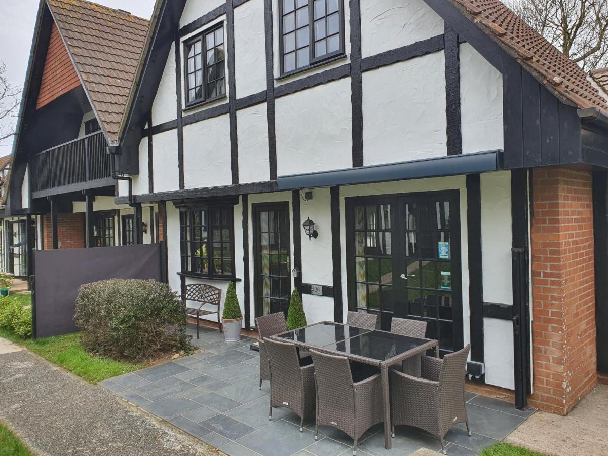 20 Tudor Court " Four Star Aa Accommodation" Χέιλ Εξωτερικό φωτογραφία